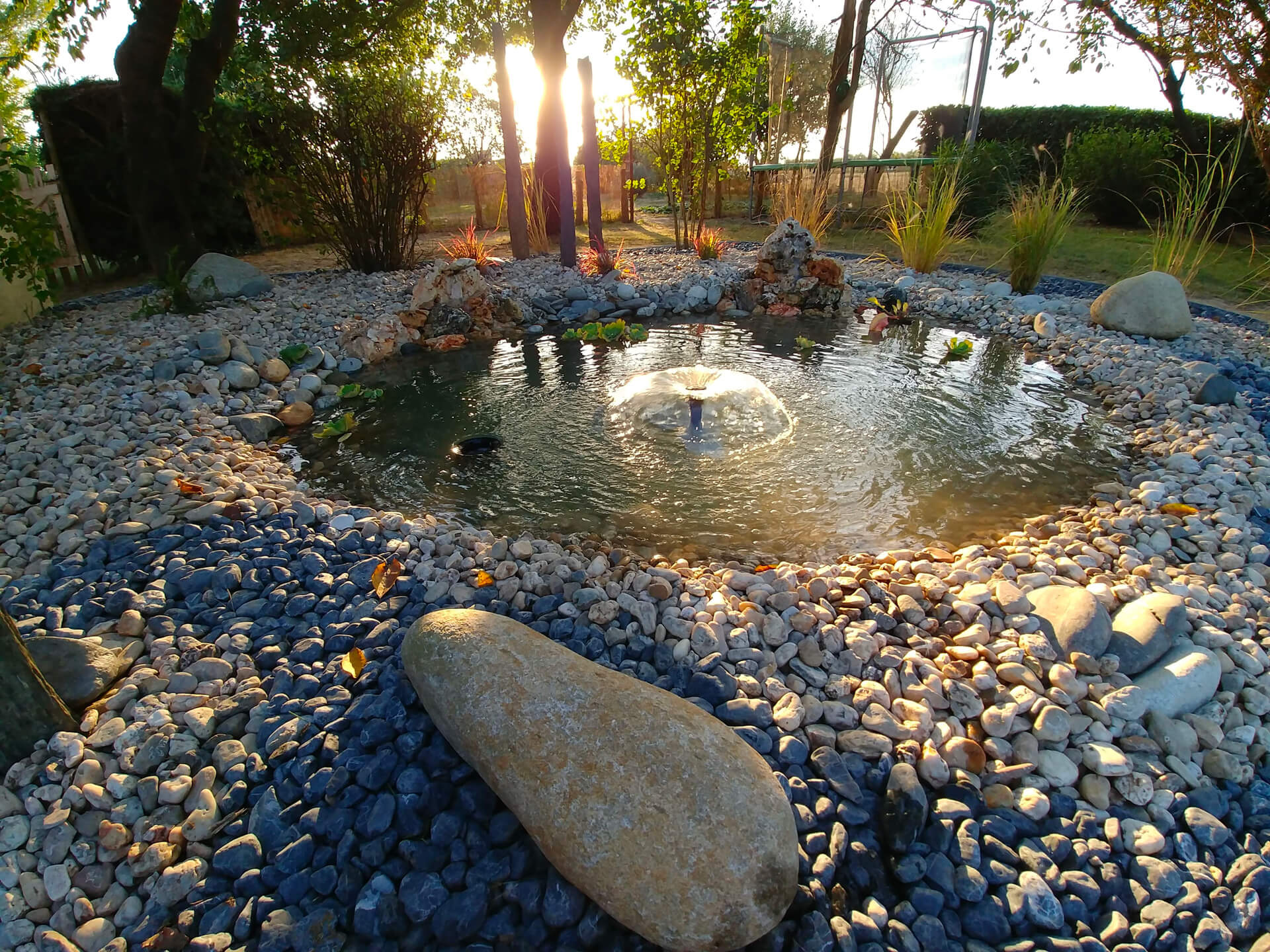 Creation dun bassin deau de jardin a Campsas